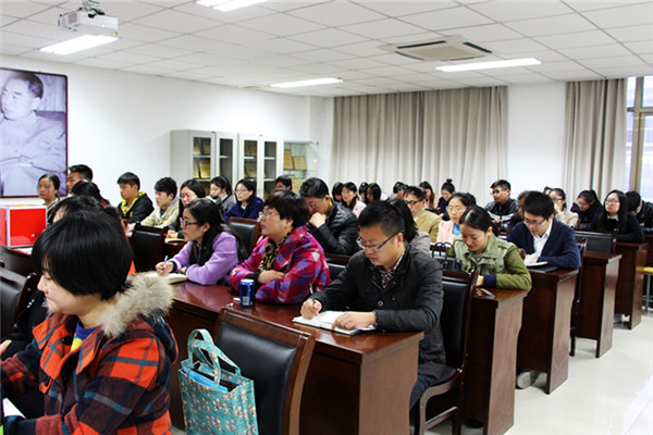 传媒学院.jpg